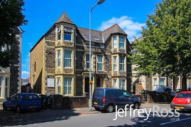 8 bed house, Richmond Road, Plasnewydd, Cardiff, CF243BT - Image 1